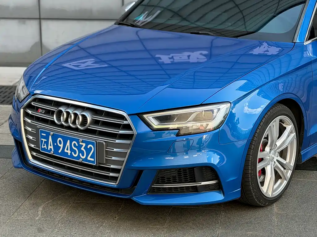 Audi S3 2018 — фото 12