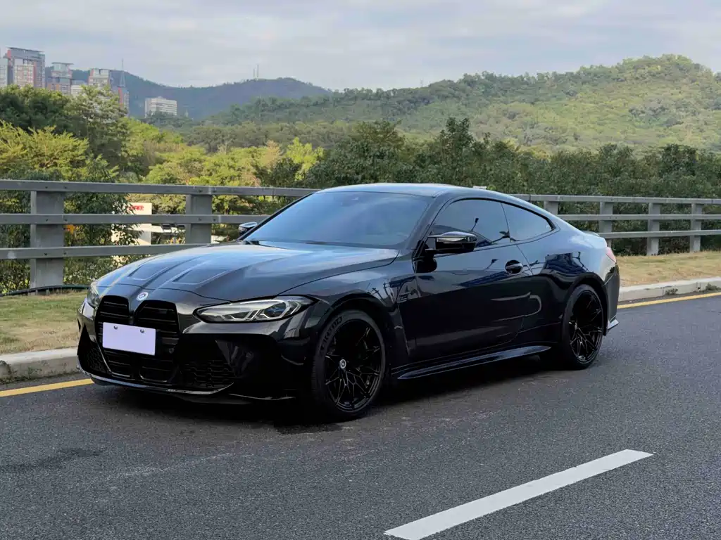 BMW M4 2022