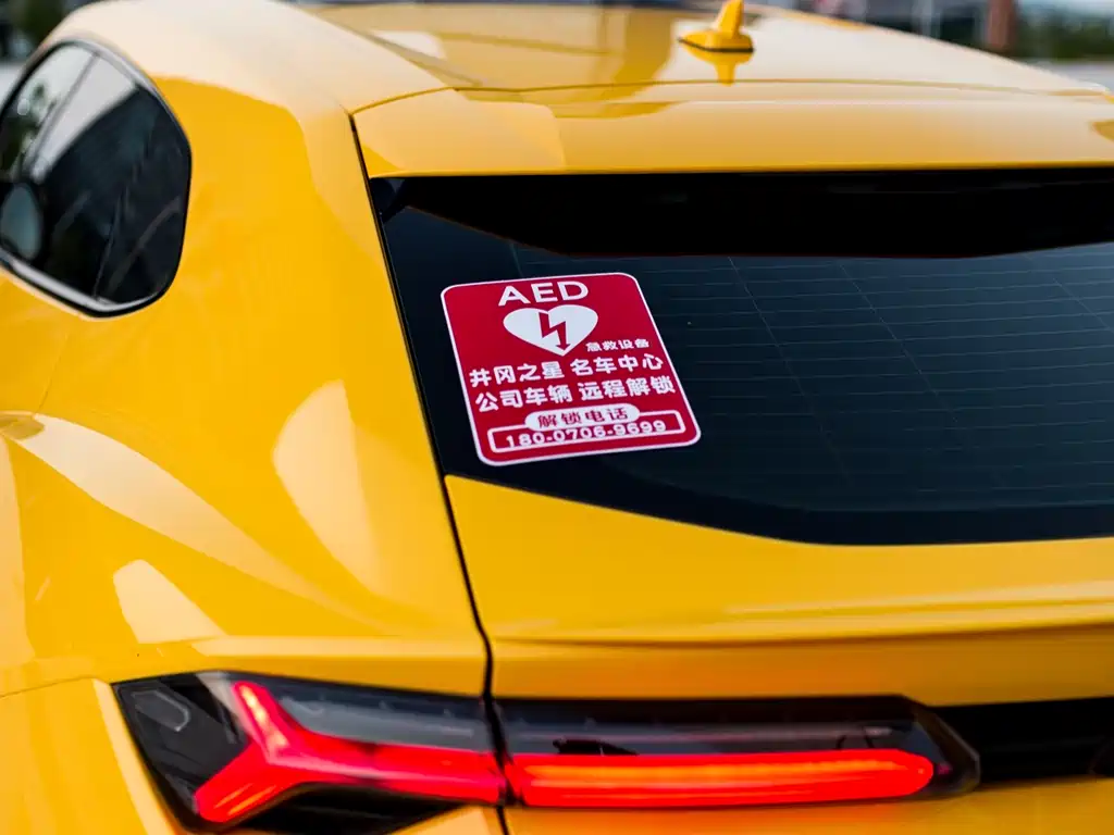 Lamborghini Urus 2023 — фото 19