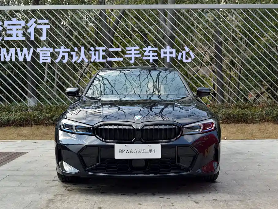 BMW 3 Series 2025