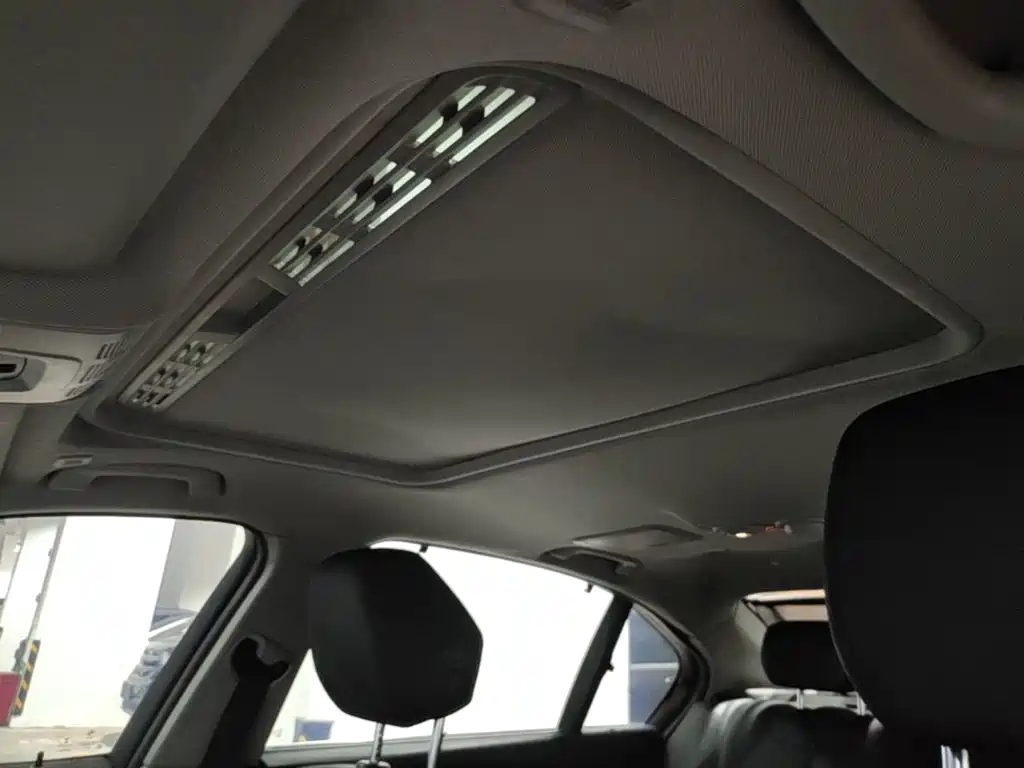 BMW 3 Series 2014 — фото 18