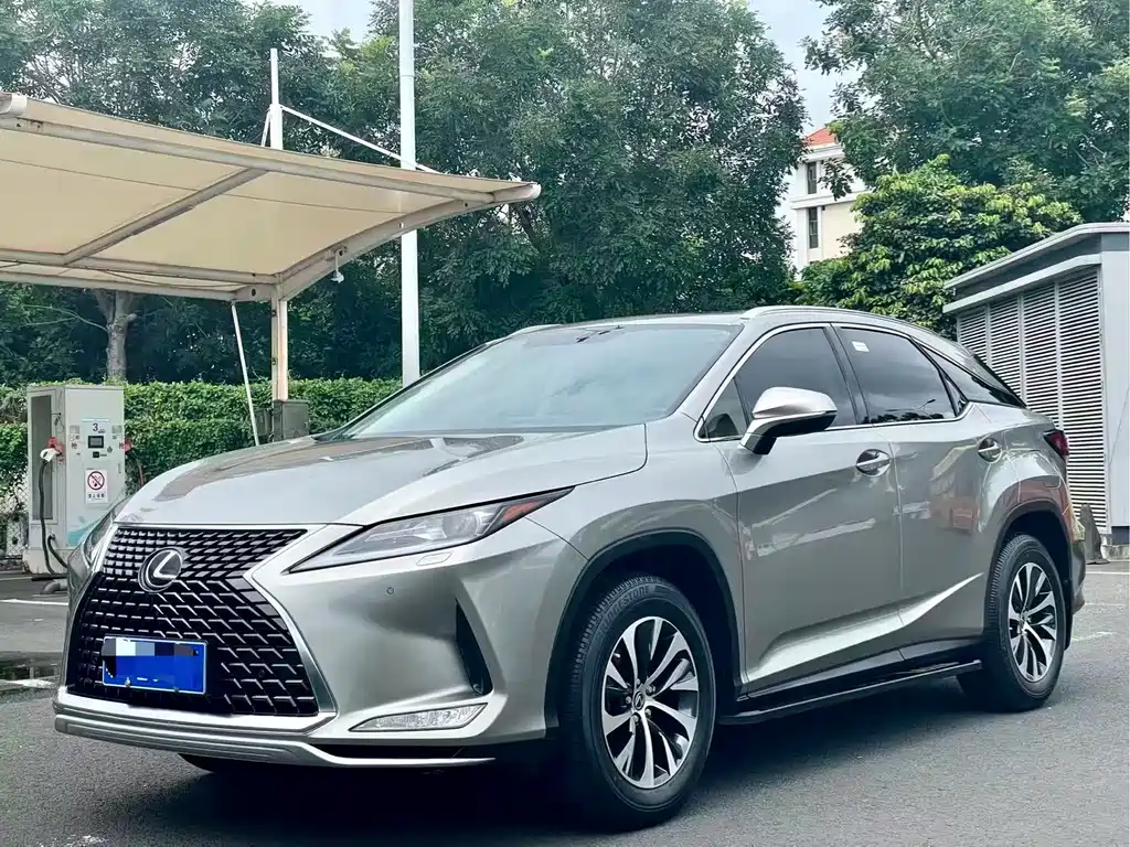 Lexus RX 2021