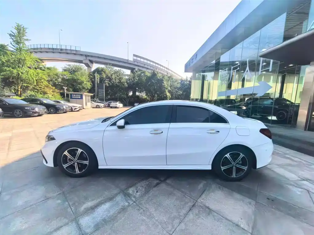 Mercedes-Benz A-Class 2023