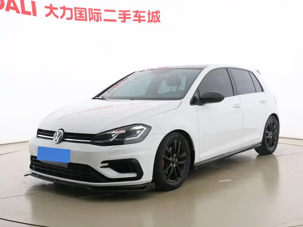 Volkswagen Golf 2019 — фото 1