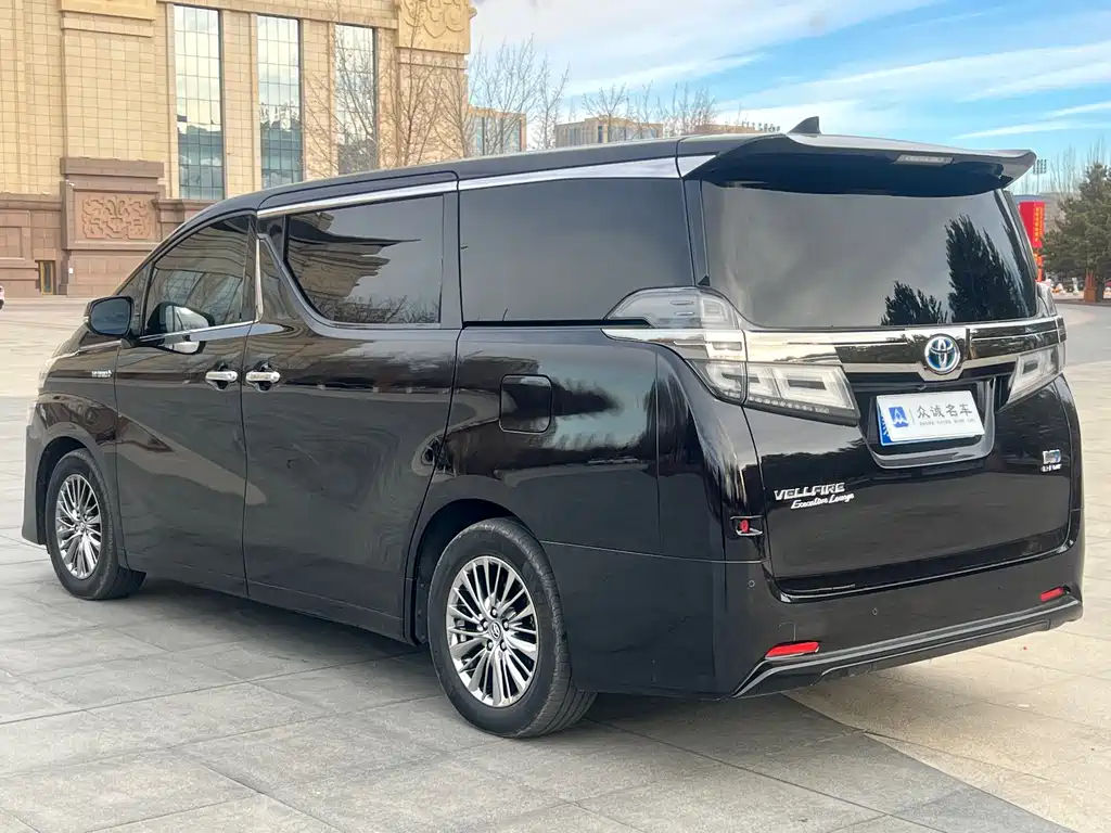 Toyota Vellfire 2020 — фото 9