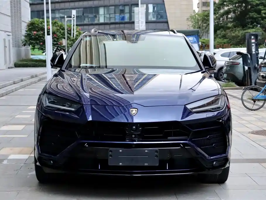 Lamborghini Urus 2020 — фото 2