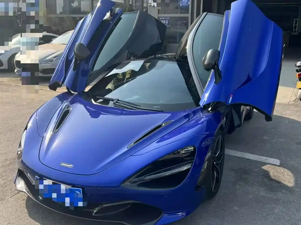 McLaren 720S 2020 — фото 1