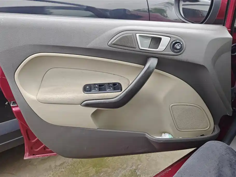 Ford Fiesta 2012