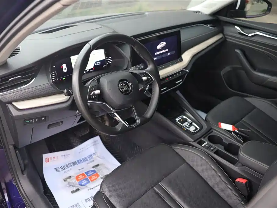 Skoda Octavia 2022 — фото 10