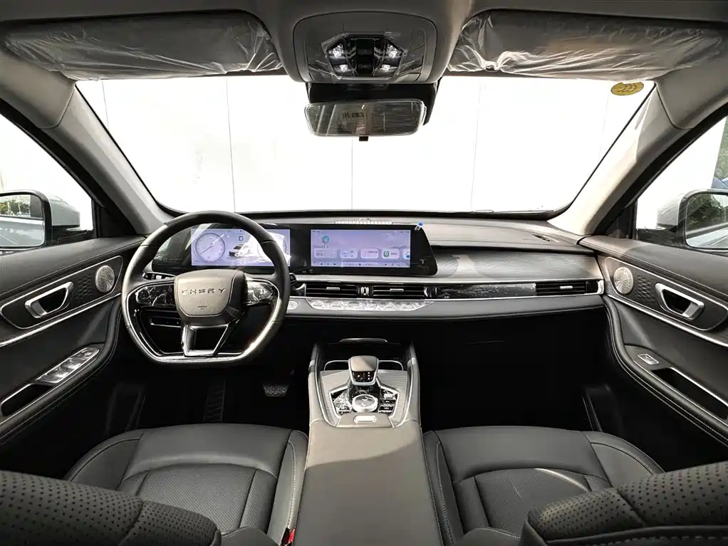 Chery Tiggo 8 PRO NEV 2025 — фото 23