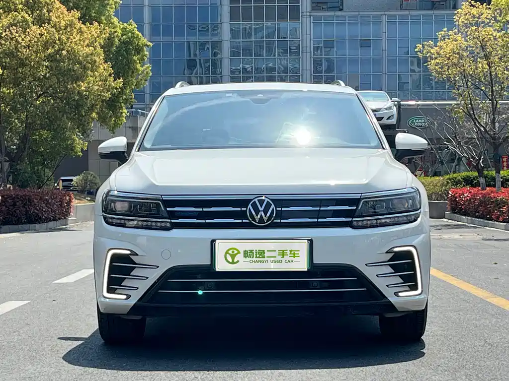Volkswagen Tiguan L New Energy 2021 — фото 2