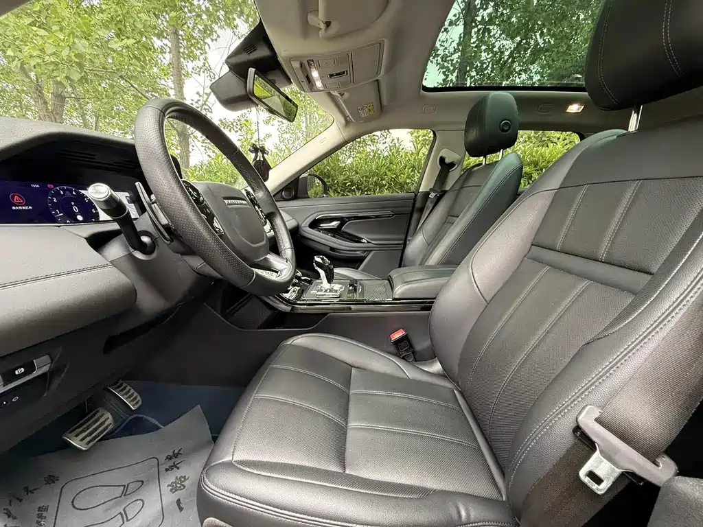 Land Rover Evoque 2021 — фото 3