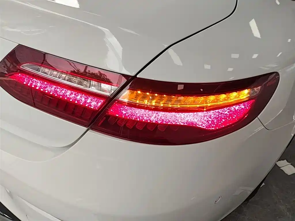 Mercedes-Benz E-Class 2020 — фото 8