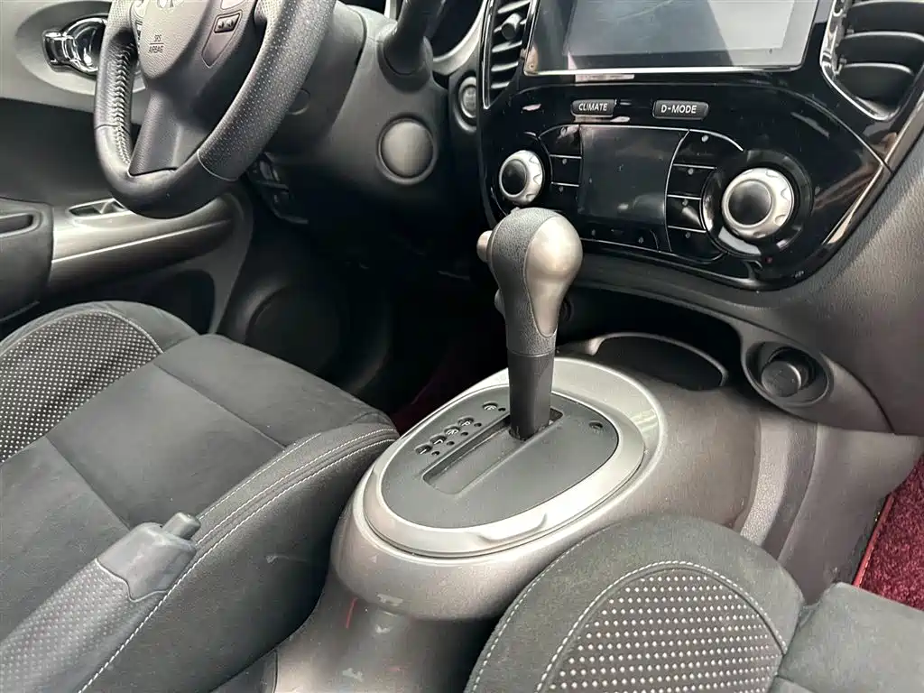 Infiniti ESQ 2019 — фото 18