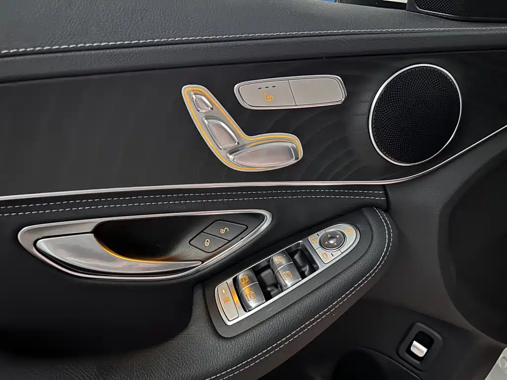 Mercedes-Benz C-Class 2018 — фото 13