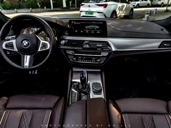 BMW 5 Series 2020