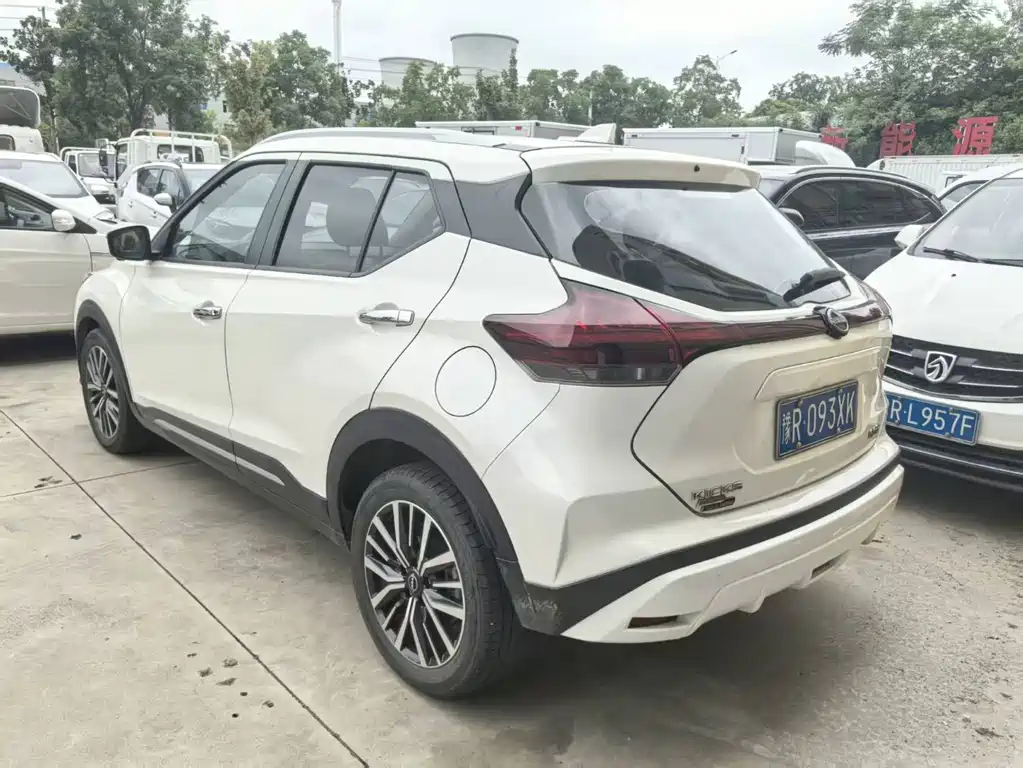 Nissan Kicks 2023 — фото 16