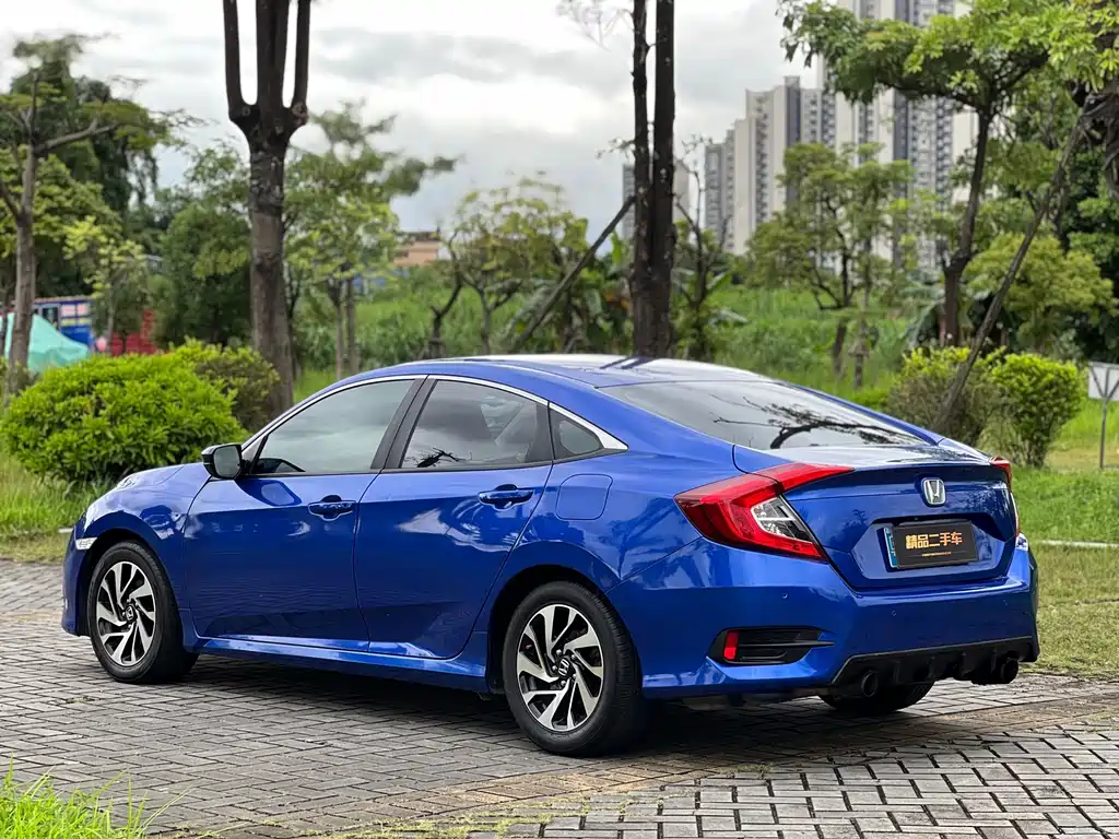 Honda Civic 2016 — фото 7