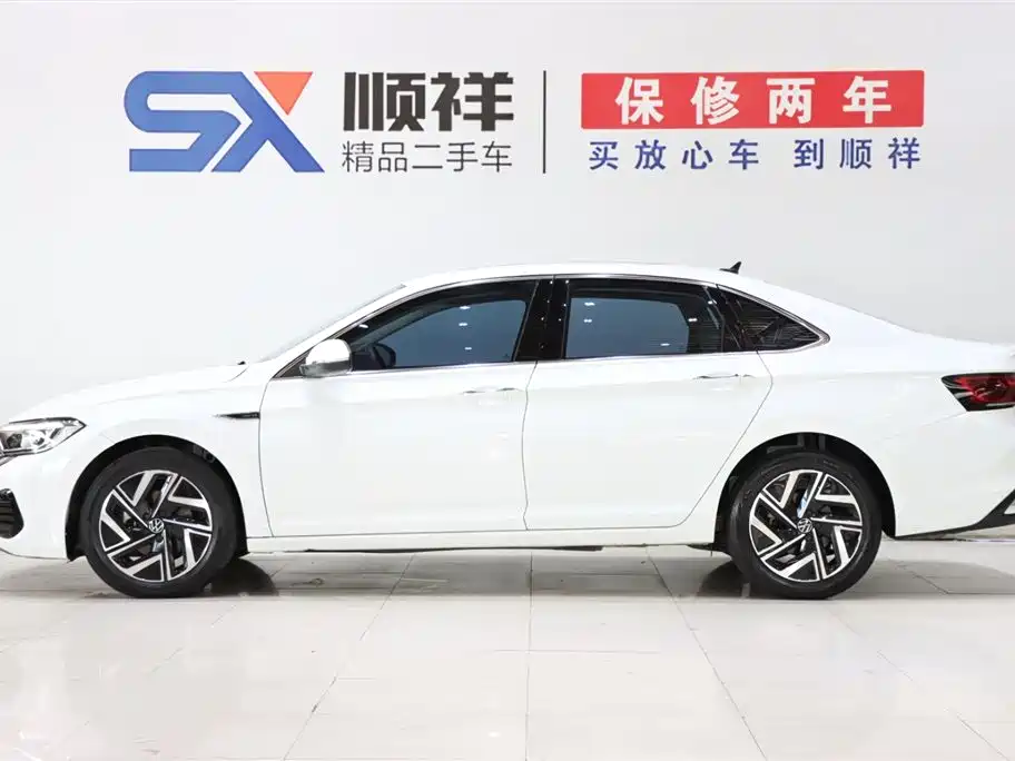 Volkswagen Sagitar 2023