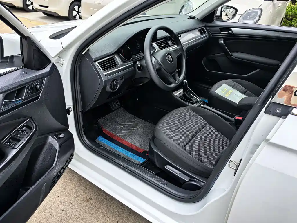 Volkswagen Bora 2021