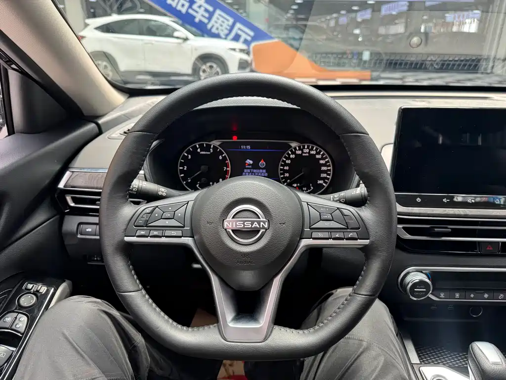 Nissan Teana 2023 — фото 13