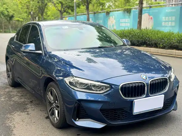 BMW 1 Series 2021