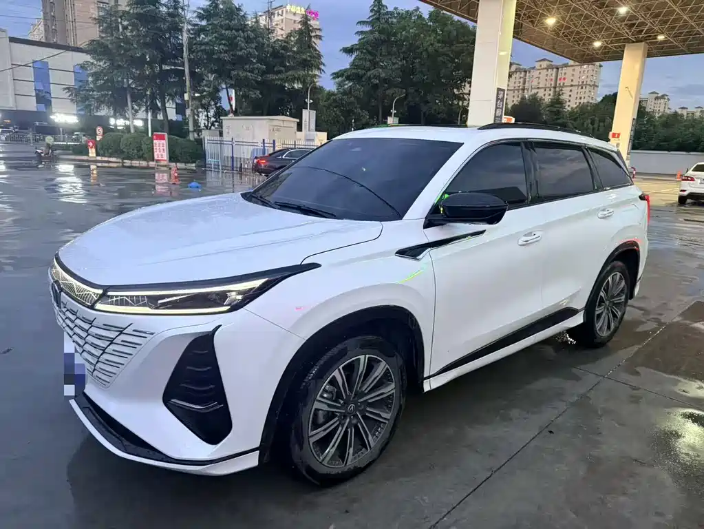 Changan CS75PLUS 2025 — фото 2