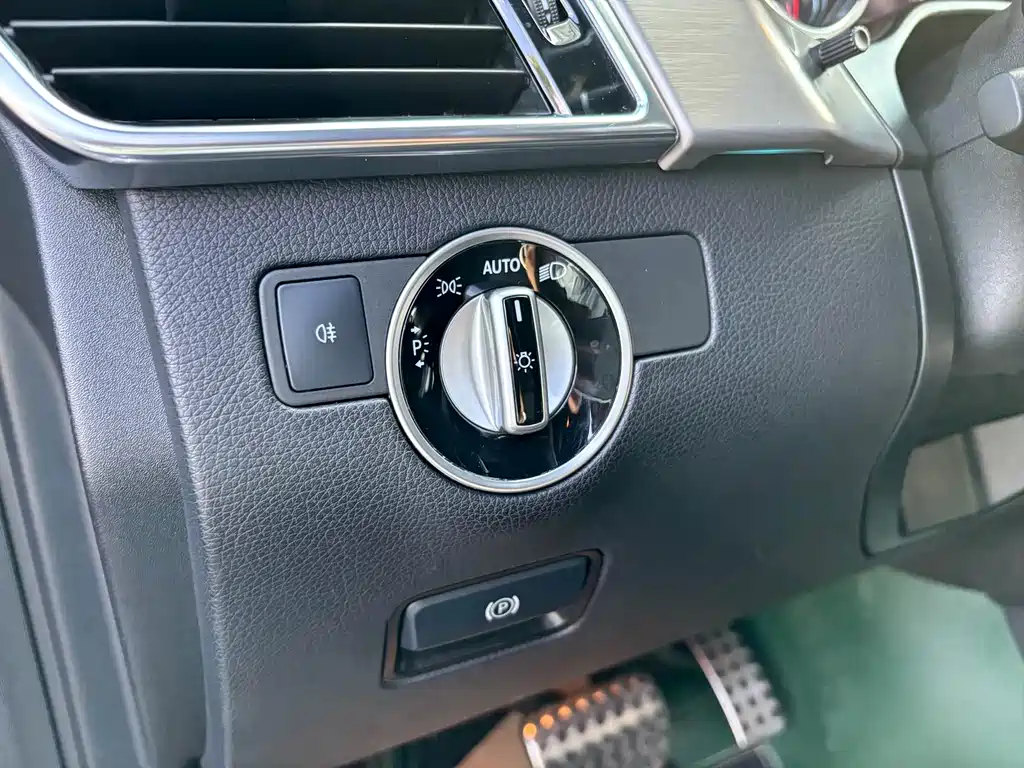 Mercedes-Benz GLE AMG 2018 — фото 19