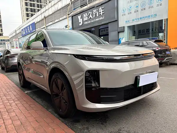 Li Auto L6 2024