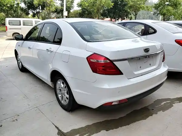 Geely Emgrand 2018