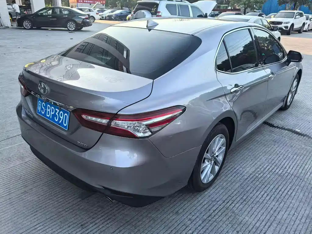 Toyota Camry 2022