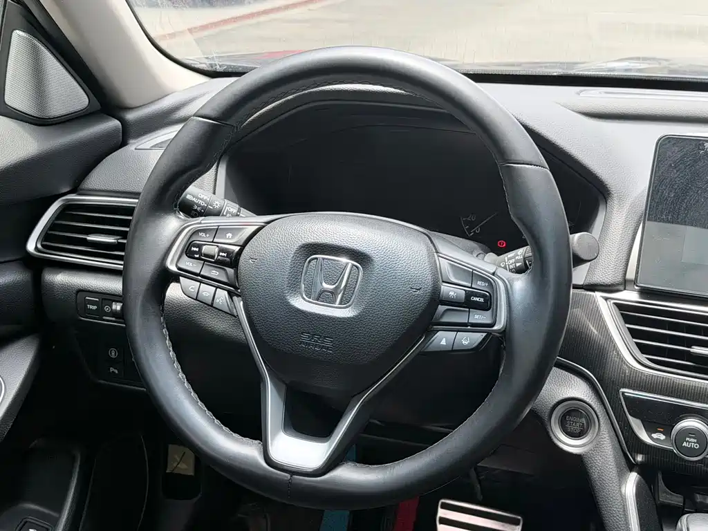 Honda Accord 2022 — фото 6