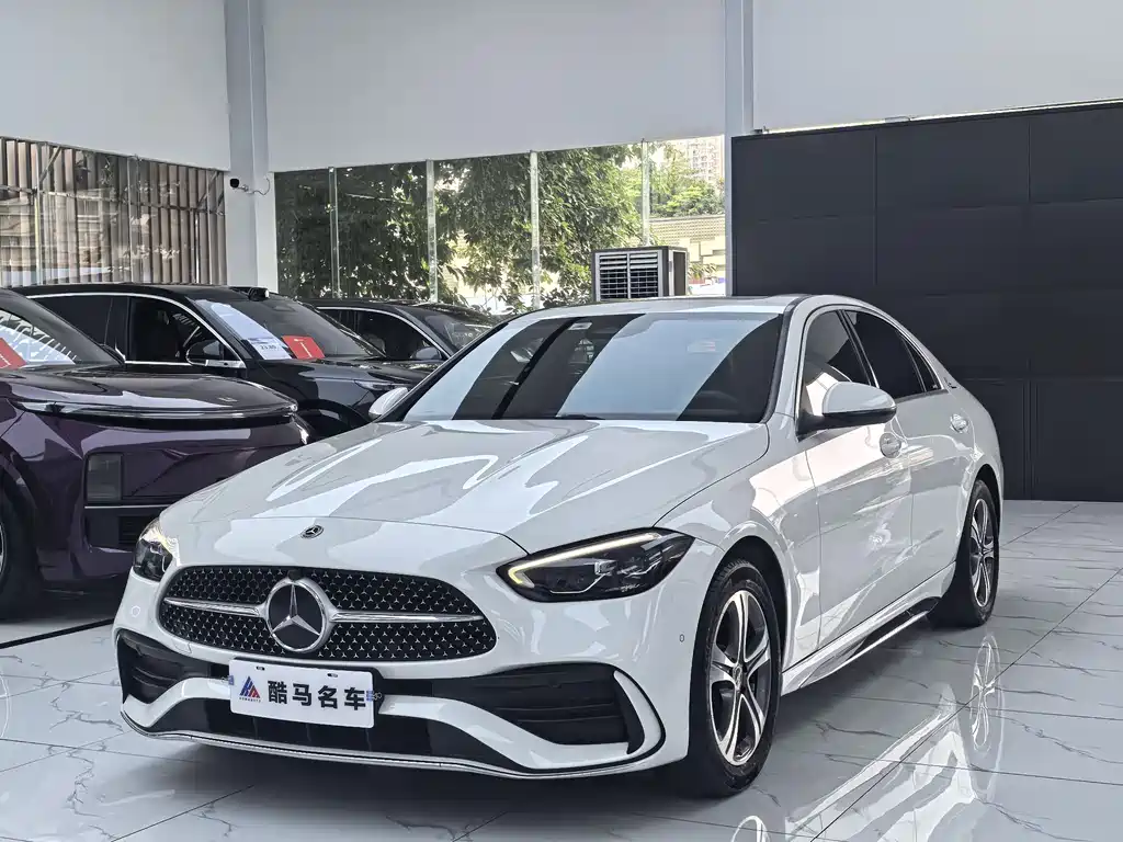 Mercedes-Benz C-Class 2021
