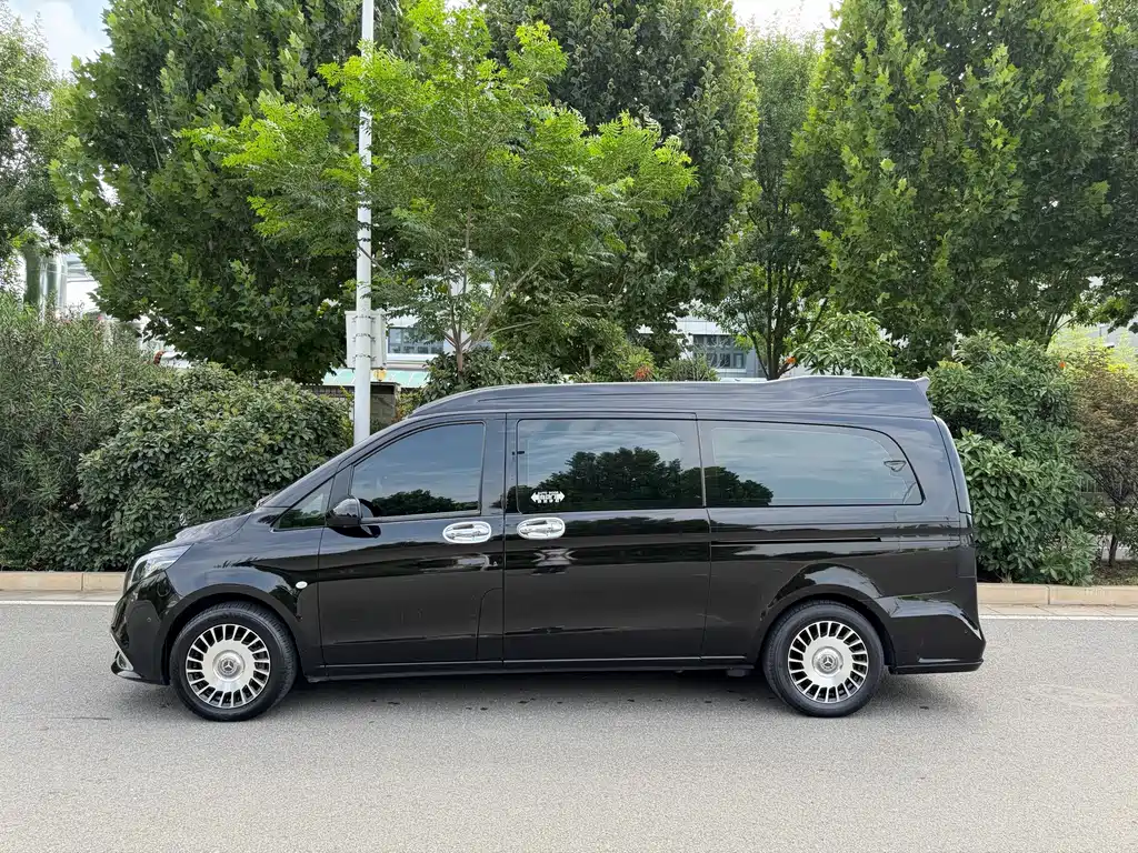 Mercedes-Benz Vito 2023 — фото 26
