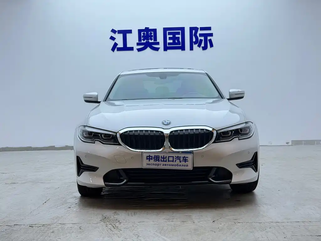 BMW 3 Series 2023