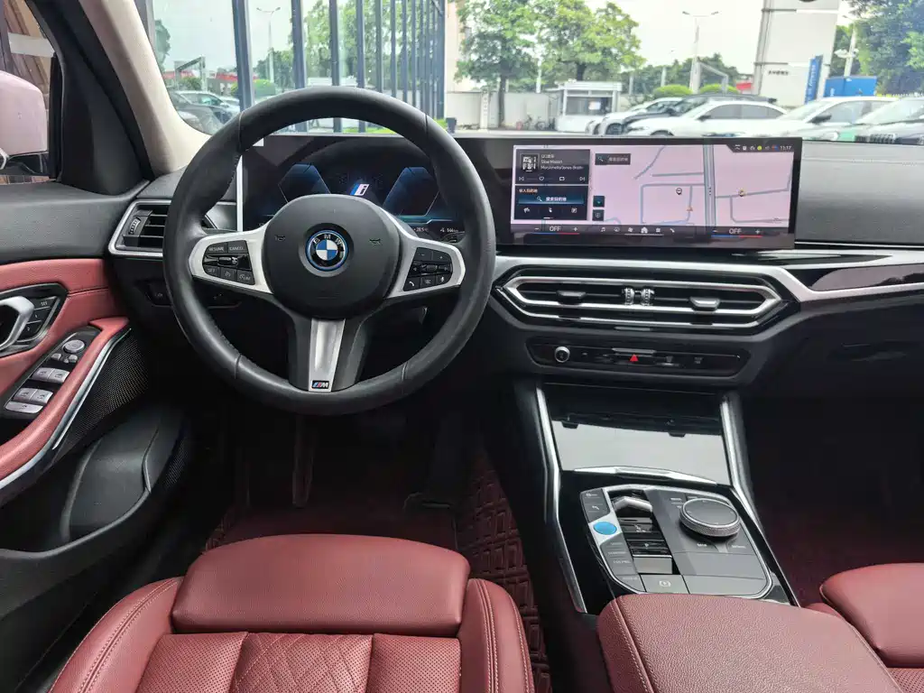 BMW i3 2023 — фото 8
