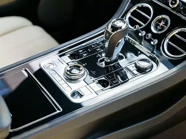 Bentley Continental 2023