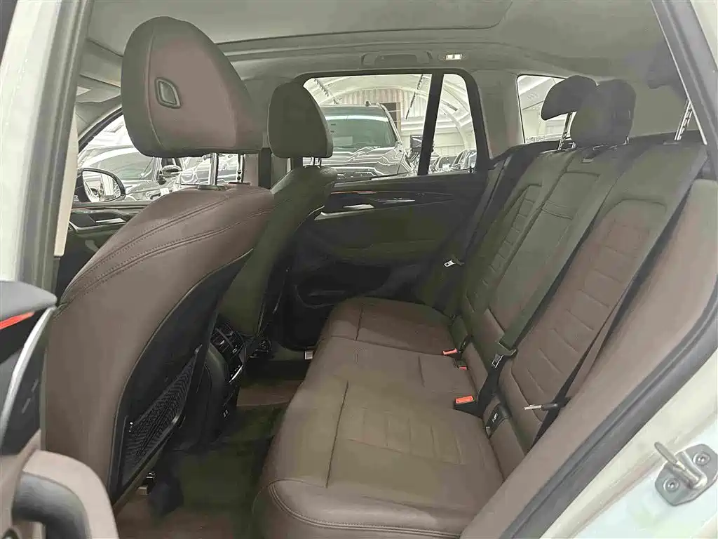 BMW X3 2021 — фото 18