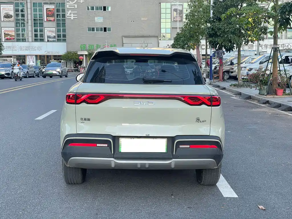 BYD Yuan UP 2025