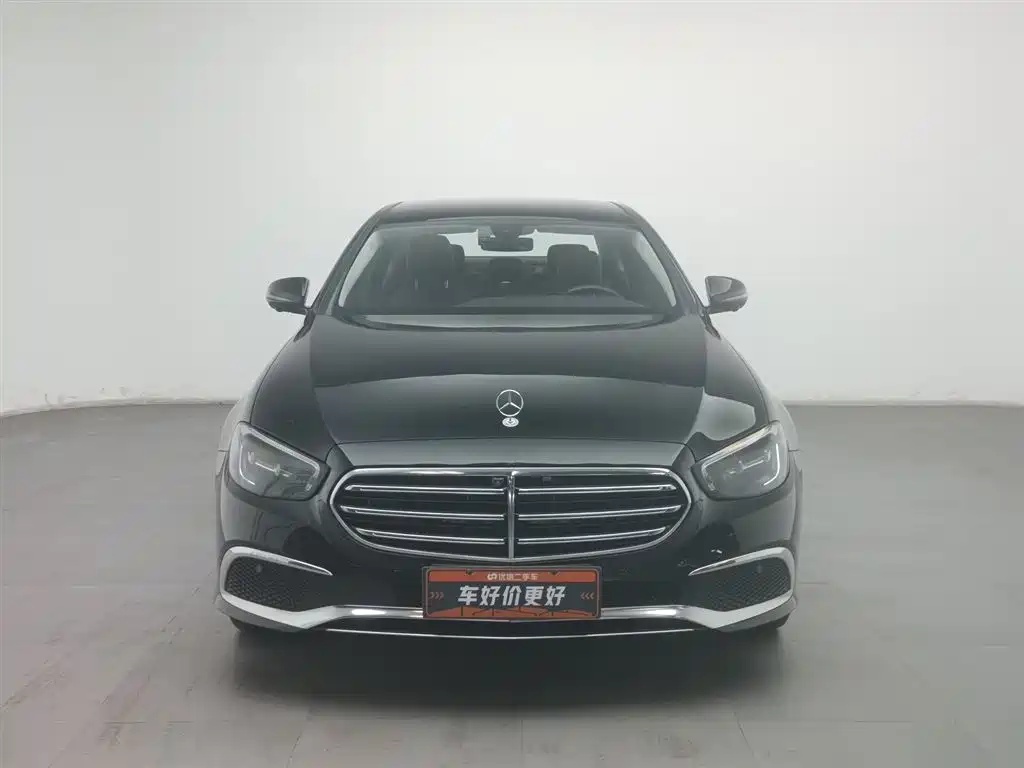 Mercedes-Benz E-Class 2022 — фото 3