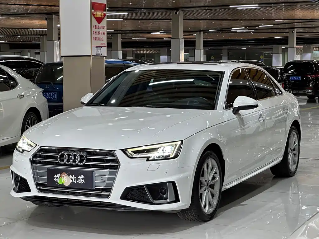 Audi A4L 2019