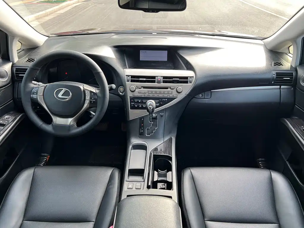 Lexus RX Classic 2013 — фото 14