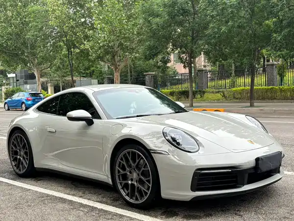 Porsche 911 2020