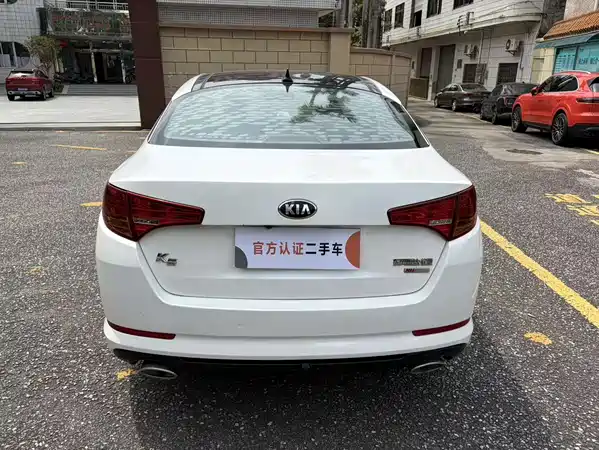 Kia K5 2013