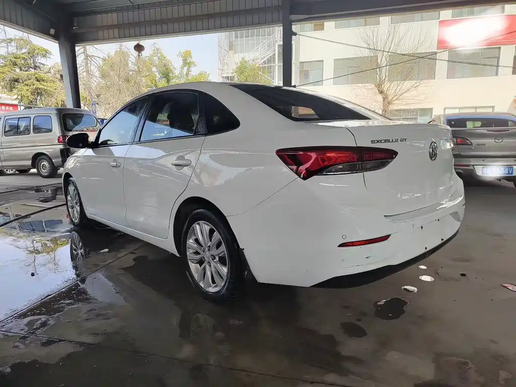 Buick Excelle 2021
