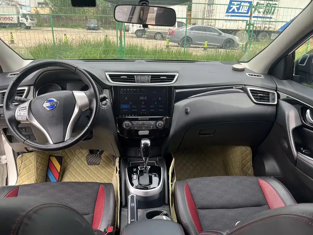 Nissan Qashqai 2017 — фото 11