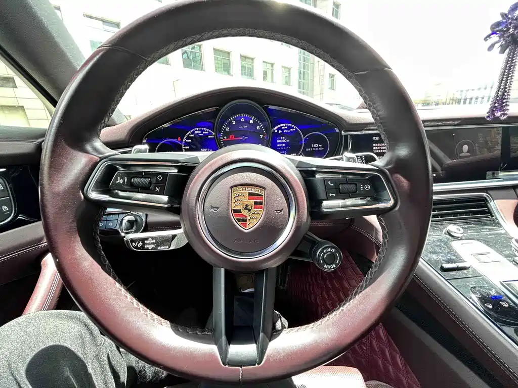 Porsche Panamera 2023 — фото 13