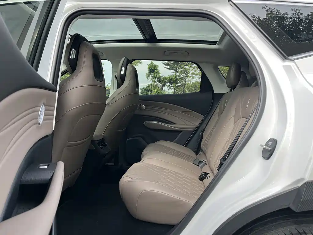 Chery Tiggo 7L 2026 — фото 12