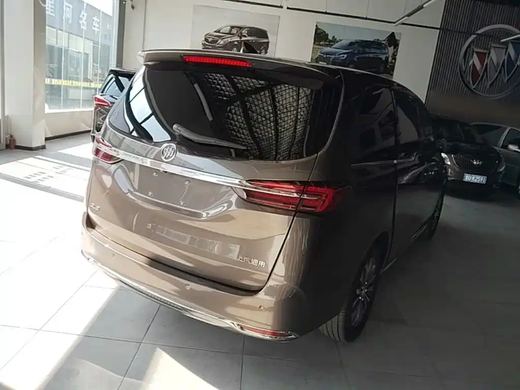 Buick GL8 2023