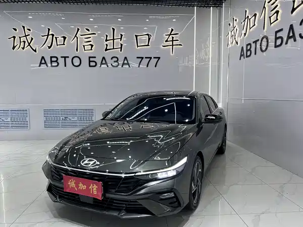 Hyundai Elantra 2024